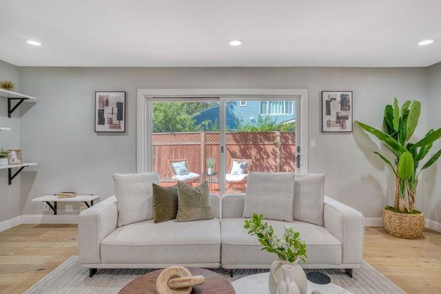 3530 Carlsbad Court, Pleasanton, CA 94588