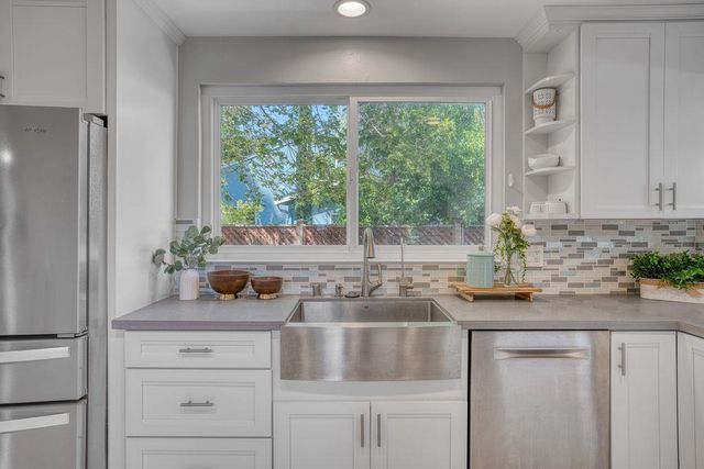 3530 Carlsbad Court, Pleasanton, CA 94588