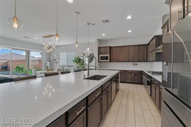 5953 Yellow Ridge Avenue, Las Vegas, NV 89131