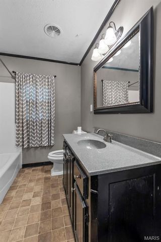 701 Sikes Avenue, Sikeston, MO 63801