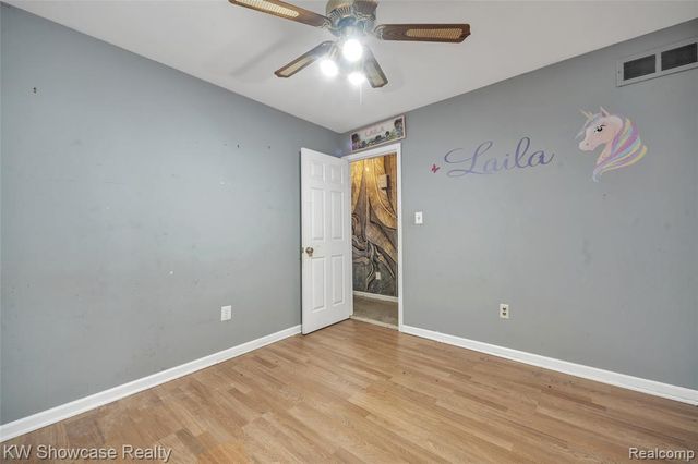 11266 Plumbrook Road, Sterling Heights, MI 48312