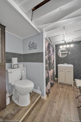 11266 Plumbrook Road, Sterling Heights, MI 48312