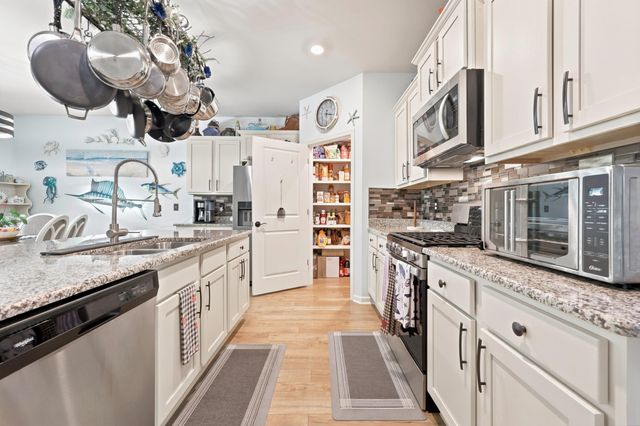 1161 Maxwell Dr., Little River, SC 29566