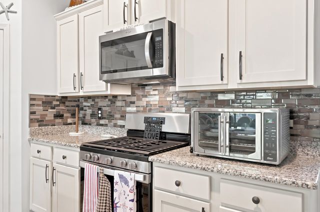 1161 Maxwell Dr., Little River, SC 29566