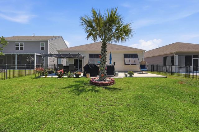 1161 Maxwell Dr., Little River, SC 29566