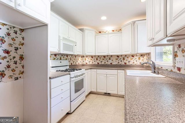 461 Highview Drive SE, Smyrna, GA 30082