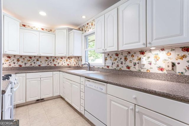 461 Highview Drive SE, Smyrna, GA 30082