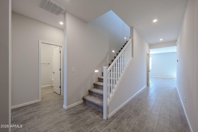 17954 W CREEDANCE Boulevard, Surprise, AZ 85387