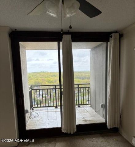 1 Scenic Drive PH 10, Highlands, NJ 07732