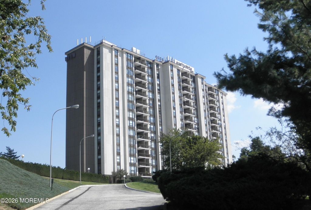 1 Scenic Drive PH 10, Highlands, NJ 07732