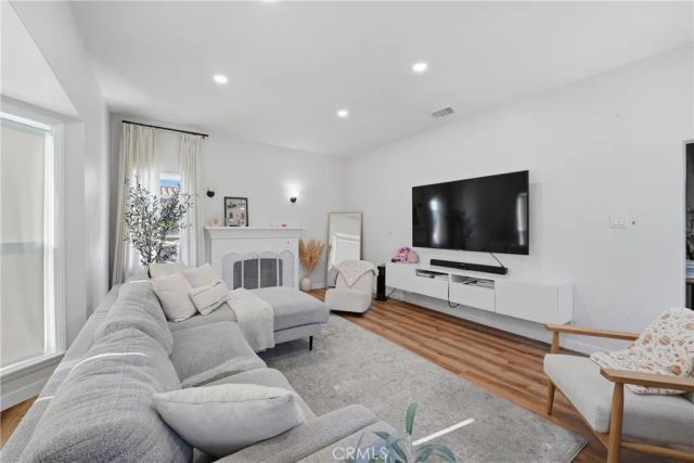 3807 Cudahy, Huntington Park, CA 90255