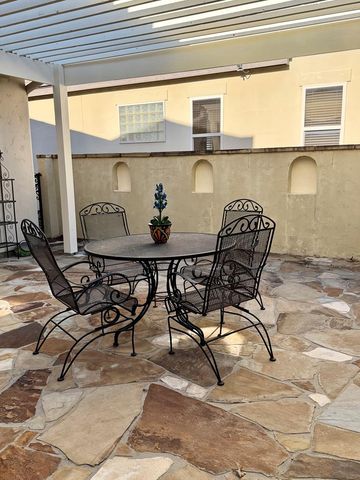 2885 Rock Barn Dr, Kerrville, TX 78028