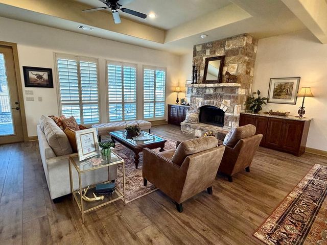 2885 Rock Barn Dr, Kerrville, TX 78028