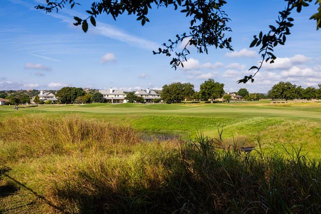 2885 Rock Barn Dr, Kerrville, TX 78028