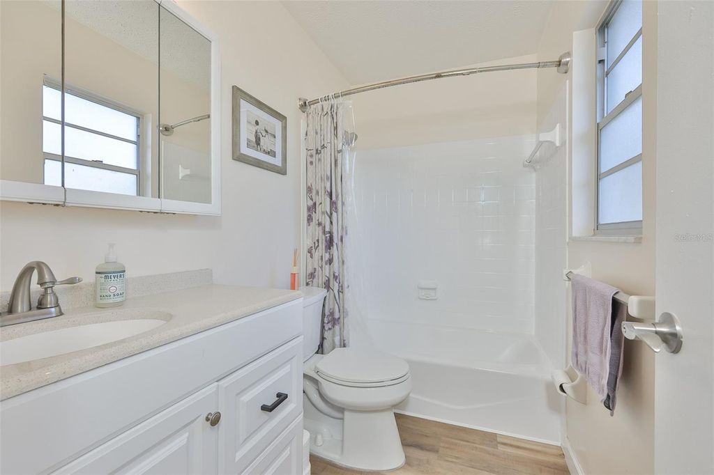 Image 25 of property listing at 116 MARY KAY COURT, Brandon, FL 33511