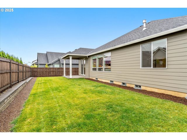 8015 Ne 172ND Ave, Vancouver, WA 98682