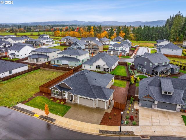 8015 Ne 172ND Ave, Vancouver, WA 98682