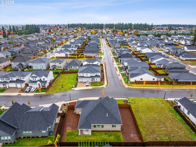 8015 Ne 172ND Ave, Vancouver, WA 98682