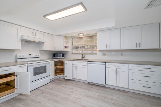 1016 CHEROKEE RANCH ROAD, Holly Hill, FL 32117