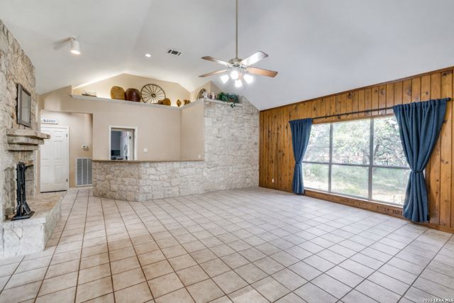 31763 Scarteen, Fair Oaks Ranch, TX 78015
