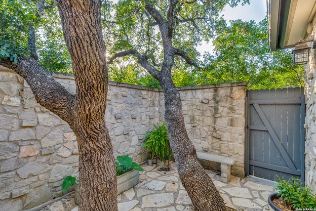 31763 Scarteen, Fair Oaks Ranch, TX 78015