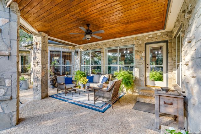 31763 Scarteen, Fair Oaks Ranch, TX 78015