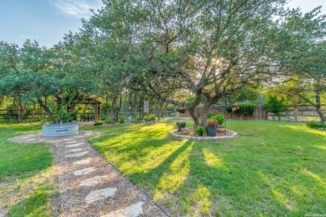 31763 Scarteen, Fair Oaks Ranch, TX 78015