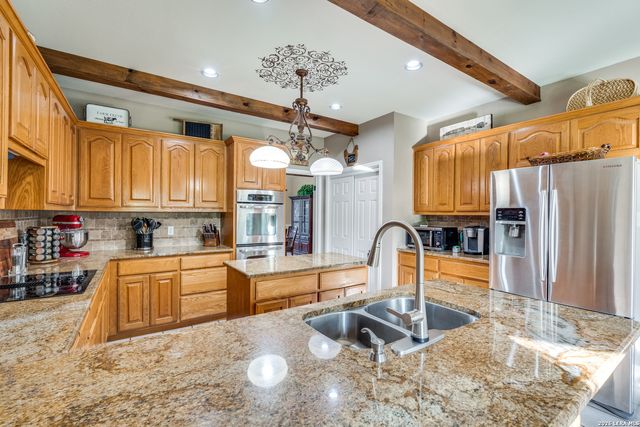 31763 Scarteen, Fair Oaks Ranch, TX 78015