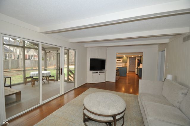 12176 Crestwood Drive, Carmel, IN 46033