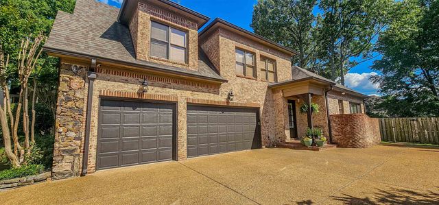 10049 AVENT RIDGE CV, Collierville, TN 38017