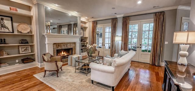 10049 AVENT RIDGE CV, Collierville, TN 38017