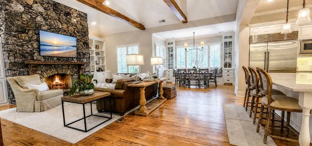 10049 AVENT RIDGE CV, Collierville, TN 38017