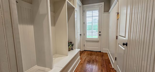 10049 AVENT RIDGE CV, Collierville, TN 38017