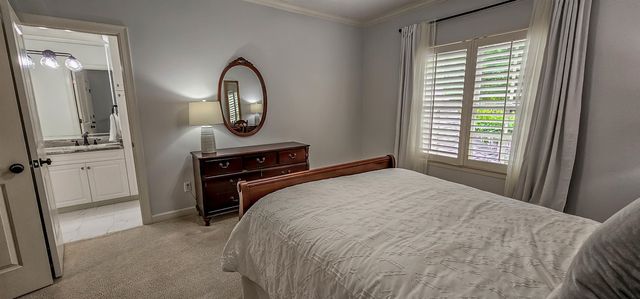 10049 AVENT RIDGE CV, Collierville, TN 38017