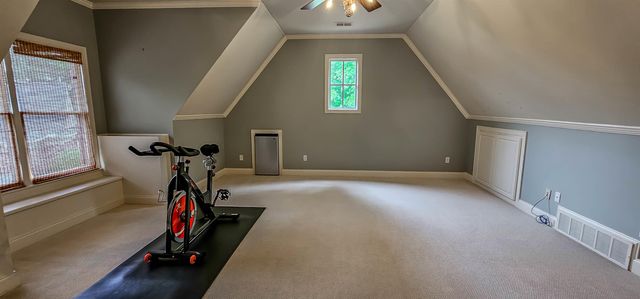 10049 AVENT RIDGE CV, Collierville, TN 38017