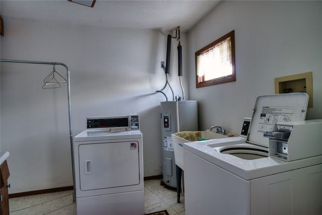 110-118 W SMITH AND 307 GRACE Street, Corry, PA 16407