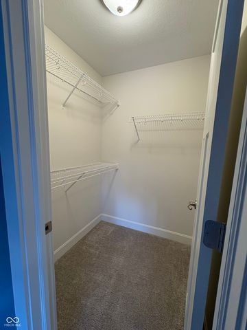 4556 W Lakeway Drive, New Palestine, IN 46163