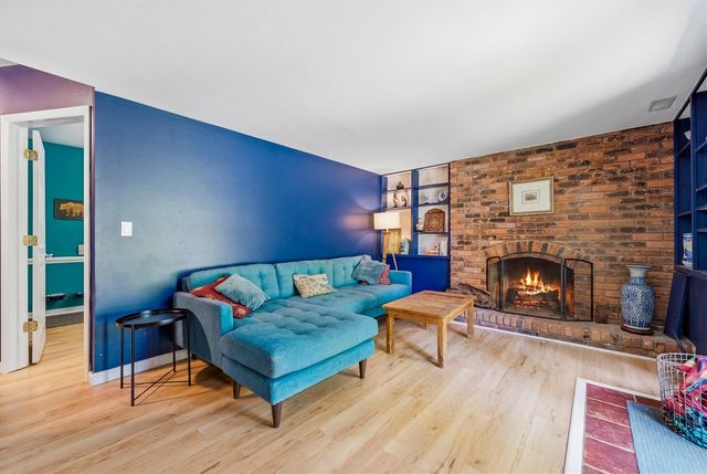7737 Collingwood Drive, Brighton, MI 48114