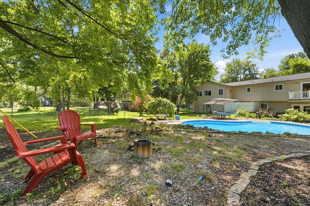 7737 Collingwood Drive, Brighton, MI 48114