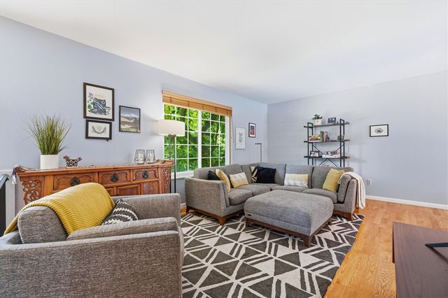 7737 Collingwood Drive, Brighton, MI 48114
