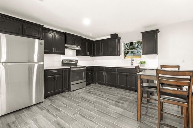 312 N Alamo Street, Alton, TX 78573