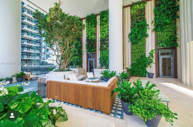 801 S Miami Ave 3804, Miami, FL 33130