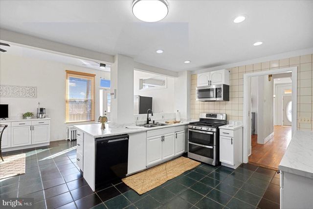 6602 KRONE DR, Baltimore, MD 21207