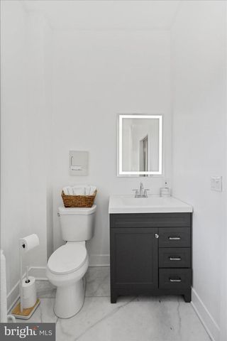 6602 KRONE DR, Baltimore, MD 21207