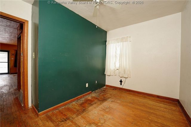 2617 6th Avenue, Charleston, WV 25387