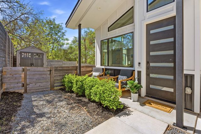 1168 Ridgeway DR 2, Austin, TX 78702