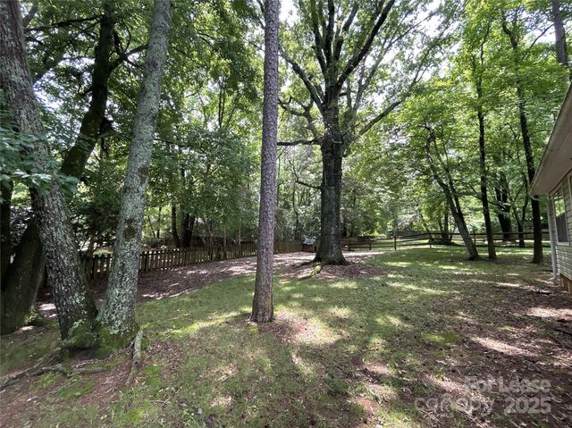 6506 Doubletree Drive, Charlotte, NC 28227