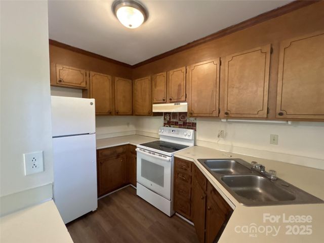 6506 Doubletree Drive, Charlotte, NC 28227