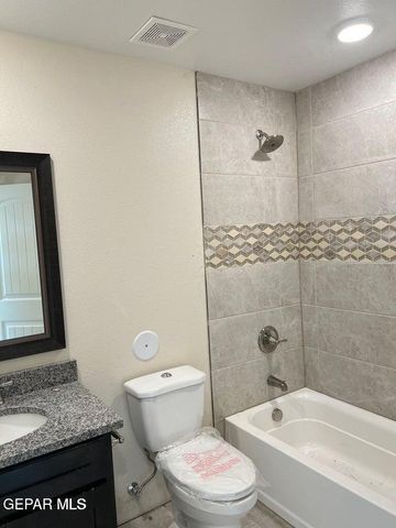 14532 Russell Borea, El Paso, TX 79938