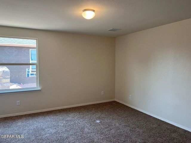 14532 Russell Borea, El Paso, TX 79938